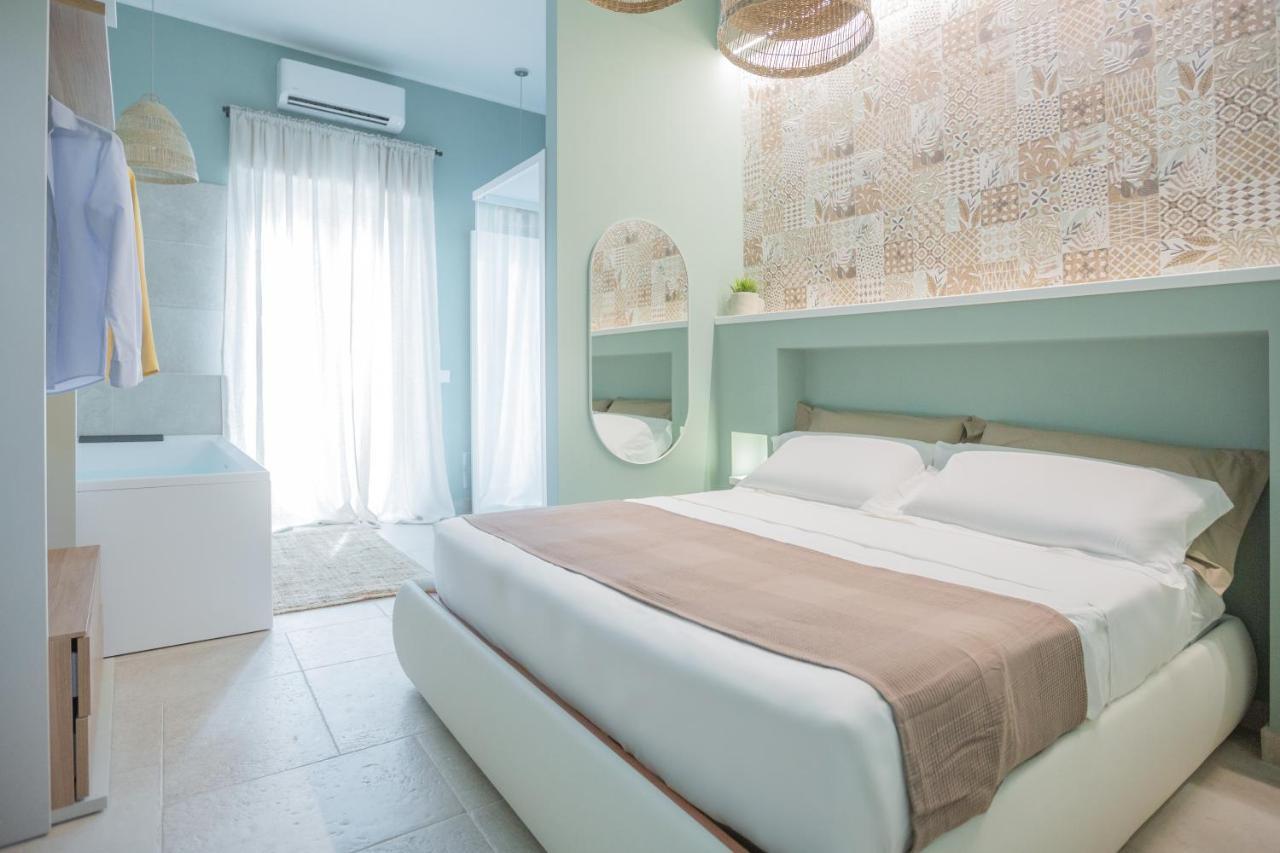 Filia Solis - Old Town Suites & Spa Brindisi Eksteriør billede