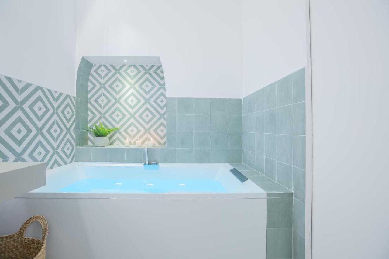 Filia Solis - Old Town Suites & Spa Brindisi Eksteriør billede