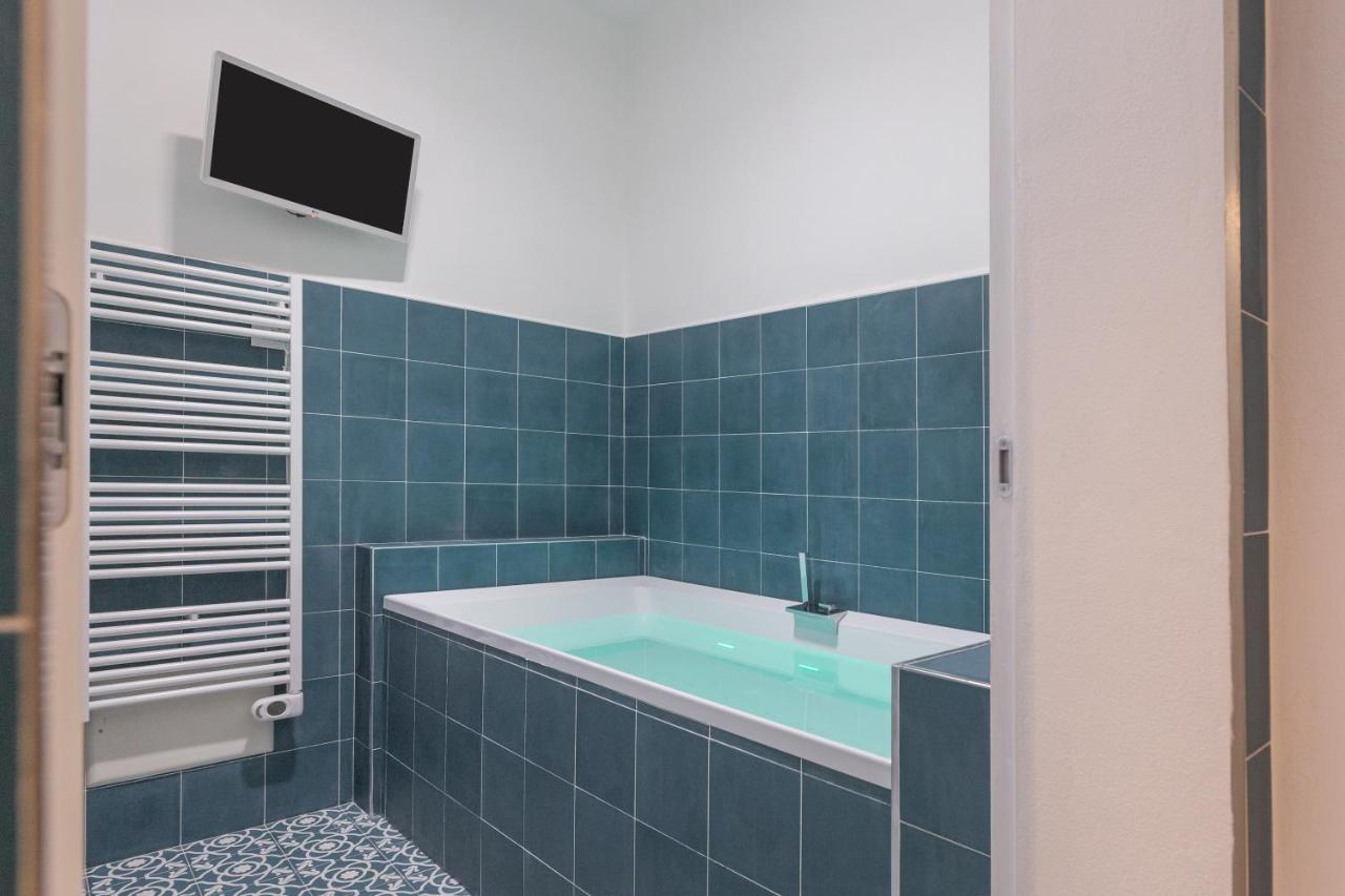 Filia Solis - Old Town Suites & Spa Brindisi Eksteriør billede